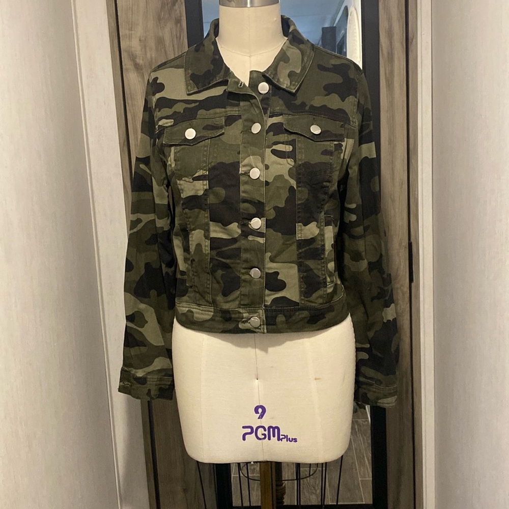 Camouflage stretch jacket
